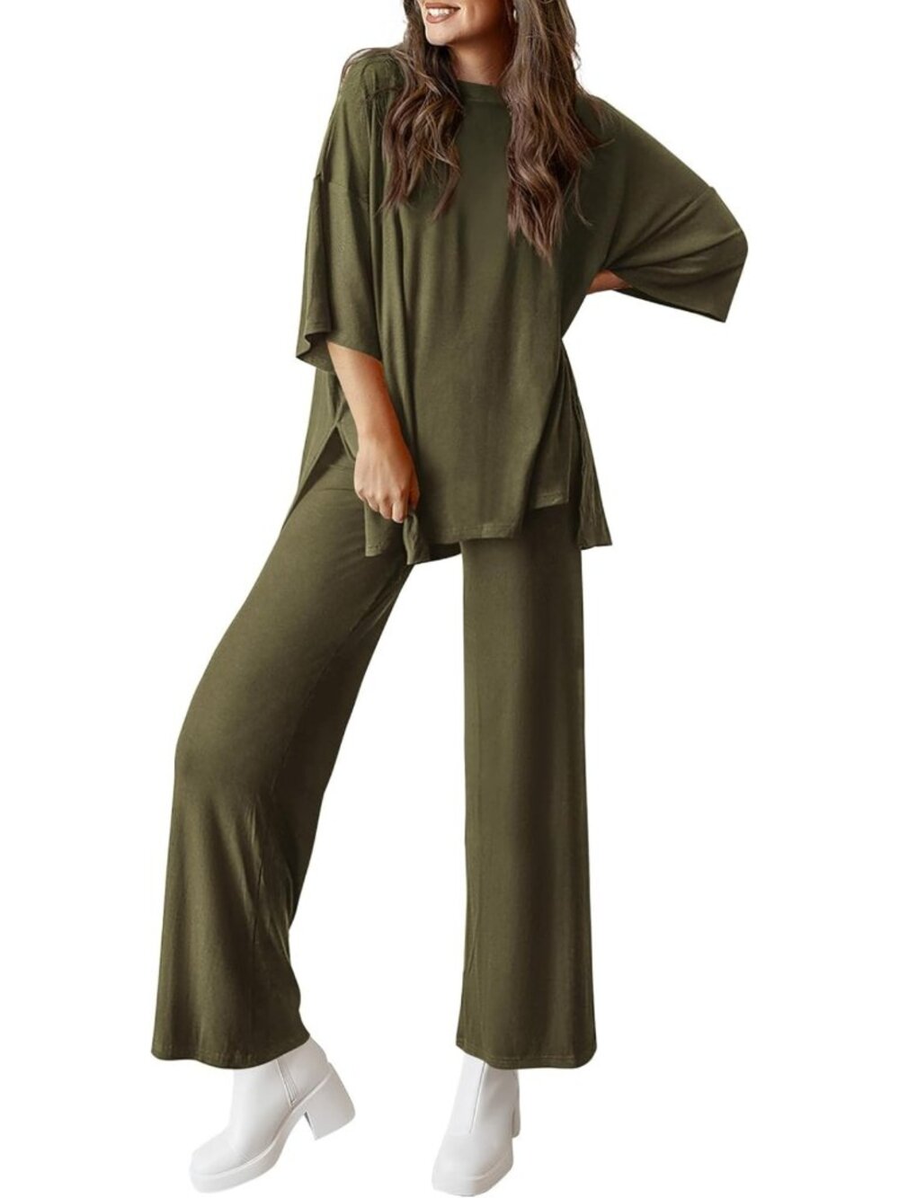 Chic Women's Two-Piece Lounge Set | Comfy Matching Outfit for Relaxation & Style